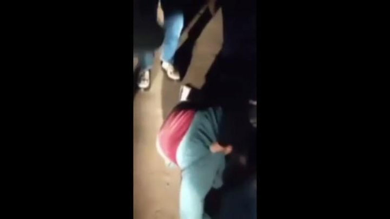 Изрображение 'В Нукусе группа женщин избила девушку'