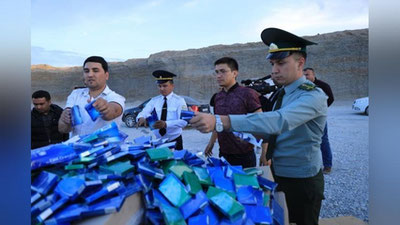 'Farg`ona Toshkentdan o`rnak oldi: O`zbekistonda noqonuniy tamaki masulotini oshkora yo`q qilish davom etmoqda'ning rasmi