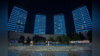 Изрображение 'Здания в Узбекистане снова подсветили в синий цвет в знак защиты прав детей (фото, видео)'