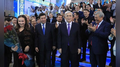 Изрображение 'Действующий президент Казахстана выигрывает выборы главы государства с более 80% голосов, - экзитполы'