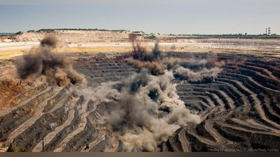 Изрображение 'На руднике НГМК погиб машинист экскаватора'