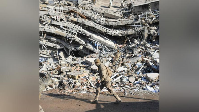Изрображение 'Невероятные рекорды спасения: в Турции из-под завалов за сутки спасли 121 выжившего (видео)'