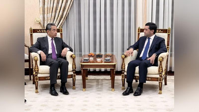 Изрображение 'Главный дипломат Китая совершил остановку в Ташкенте по техническим причинам'