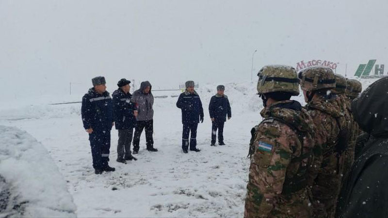 Изрображение 'Перевал "Камчик" спустя сутки открыли для движения автотранспорта'