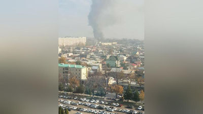 Изрображение 'В ЮНУСАБАДСКОМ РАЙОНЕ ПРОИЗОШЕЛ КРУПНЫЙ ПОЖАР (ВИДЕО)'