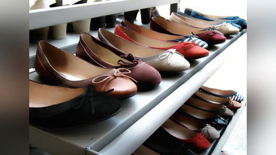 Изрображение 'Сотрудник рынка "Дустлик" в Ташкенте украл 312 пар женской обуви'