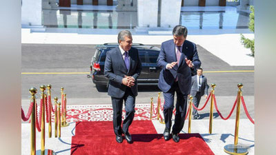 Изрображение 'Видео: первый день Президента Узбекистана в Бишкеке'