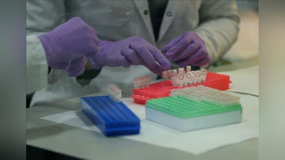 Изрображение 'Вакцинация от COVID-19: студентов-контрактников простимулируют скидками'