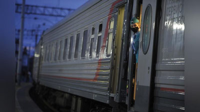 Изрображение 'Дополнительный поезд в Ташкент: мигранты смогут вернуться домой из Волжского'