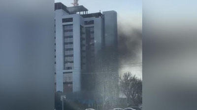 Изрображение 'В здании бывшего бизнес-центра "Пойтахт" произошел пожар (видео)'