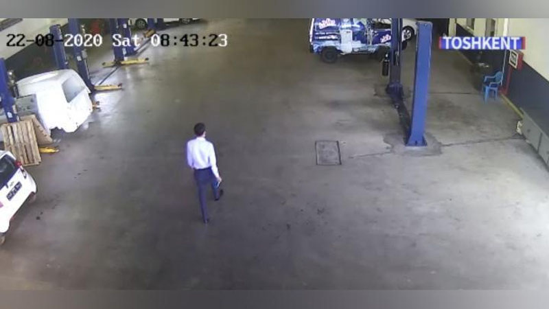 Изрображение 'В Ташкенте парень умудрился угнать новый автомобиль из салона (видео)'