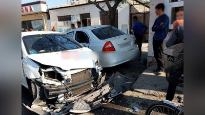 'Farg`onada voyaga etmagan bola mashinada tengqurini urib yubordi'ning rasmi