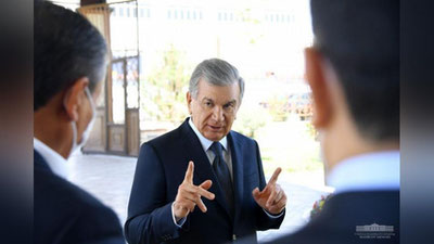 Изрображение 'Президент побывал на текстильном предприятии в Андижане (фото)'