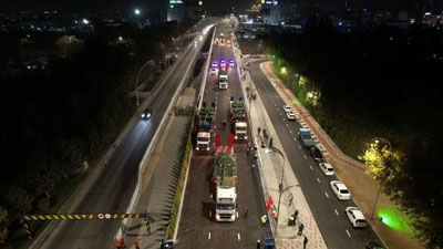 Изрображение 'В Ташкенте провели испытания нового путепровода у аэропорта на нагрузку (видео)'