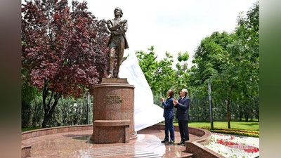 Изрображение 'В Ташкенте состоялось открытие памятника Батыру Закирову (фото)'