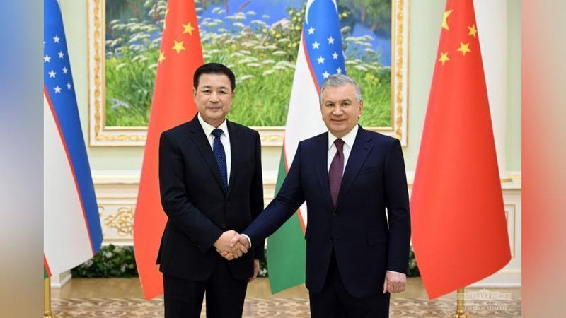 'Prezident jamoat xavfsizligi vazirini qabul qildi'ning rasmi