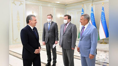 Изрображение 'Президент Узбекистана принял главу Татарстана Рустама Минниханова'