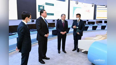 Изрображение 'Президент Узбекистана ознакомился с Офисом цифрового правительства в Казахстане (фото)'