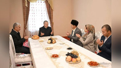 '"Agar hokimlik va tashkilotlar sharoit yaratib berolsa, har bir oila o`zini eplab ketolsa, maqsadimga erishgan bo`laman"'ning rasmi