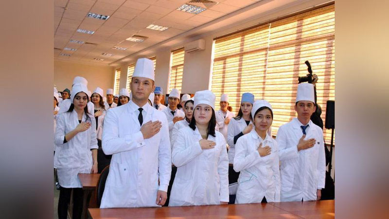 Изрображение 'РЕШАЕТСЯ ПРОБЛЕМА НЕХВАТКИ МЕДИЦИНСКИХ КАДРОВ В РЕГИОНАХ'