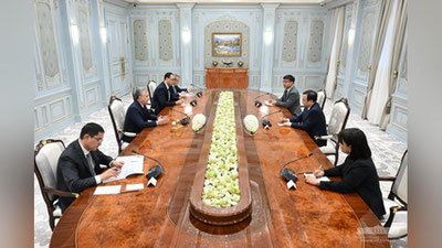 'Prezident “BYD” kompaniyasi asoschisi Van Chuanfuni qabul qildi'ning rasmi