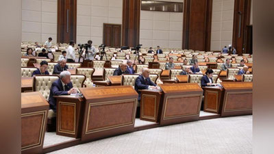 Изрображение 'Сенаторы одобрили закон "О конфликте интересов"'