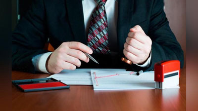 'Moddiy javobgarlik to`g`risida o`zi bilan yozma shartnomalar tuzilishi mumkin bo`lgan xodimlar egallaydigan lavozimlar ro`yxati tasdiqlandi'ning rasmi