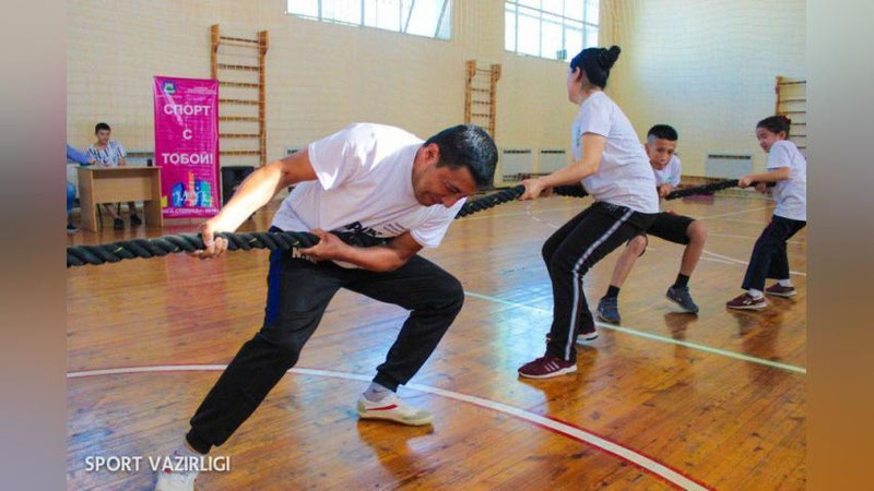Изрображение 'В ТАШКЕНТЕ ВЫБРАЛИ САМУЮ СПОРТИВНУЮ СЕМЬЮ (ФОТО)'