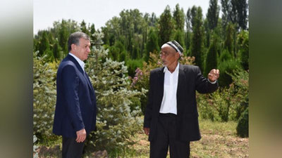 Изрображение 'ПРЕЗИДЕНТ УЗБЕКИСТАНА ПОБЕСЕДОВАЛ С АКТИВИСТАМИ МАХАЛЛЕЙ В ТАШКЕНТСКОЙ ОБЛАСТИ'