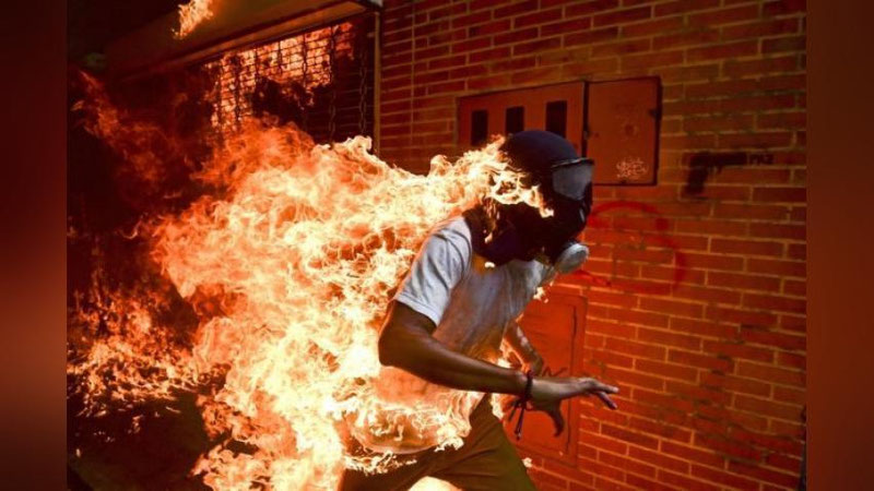 Изрображение 'НАЗВАНЫ ЛУЧШИЕ ФОТОГРАФИИ ГОДА ПО ВЕРСИИ WORLD PRESS PHOTO'