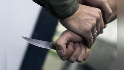 'Farg`onada 3 joyidan pichoqlangan fuqaroga “engil tan jarohati” xulosasi berildi'ning rasmi