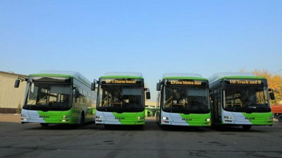 'Toshkentda 16 ta yangi avtobus bugundan 5 ta yo`nalish bo`yicha ish boshladi'ning rasmi