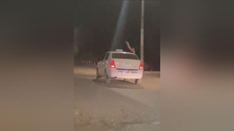 'Buxoroda "Cobalt" salonidan tanasini chiqarib harakatlangan yo`lovchi va haydovchisiga chora ko`rildi'ning rasmi
