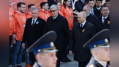 'Prezident G`alabaning 78 yilligiga bag`ishlangan tantanali tadbirlarda ishtirok etib Toshkentga qaytdi (foto)'ning rasmi