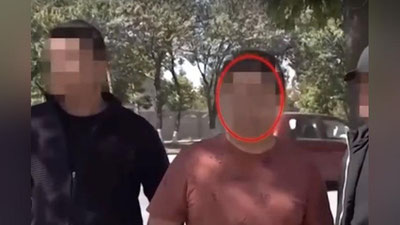 'Jizzax viloyati prokuraturasi xodimi 1300 AQSh dollar pora bilan ushlandi (video)'ning rasmi