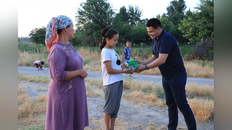 'Qayiqda o`qishga qatnagan qiz sport kollejiga qabul qilindi'ning rasmi