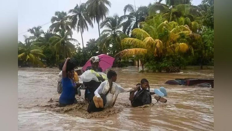 'Gaitidagi suv toshqinlari oqibatida odamlar halok bo`lmoqda'ning rasmi