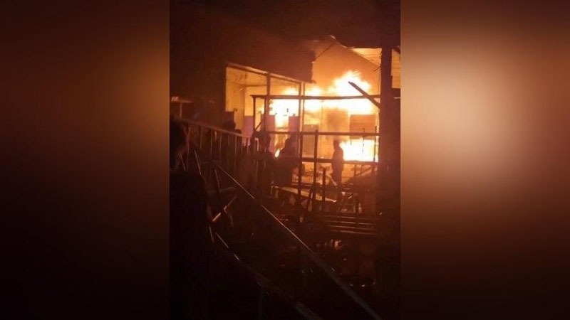 'Qo`qondagi savdo komplekslarida sodir bo`lgan yong`in bo`yicha jinoyat ishi qo`zg`atildi'ning rasmi