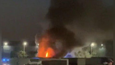 'Toshkentda parfyumeriya mahsulotlari ortilgan yuk mashinasi yonib ketdi'ning rasmi