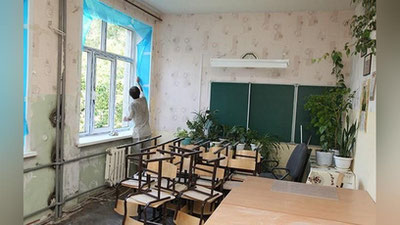 Изрображение 'Директор школы в Каттакургане был уволен за принудительную работу учителей в каникулы'