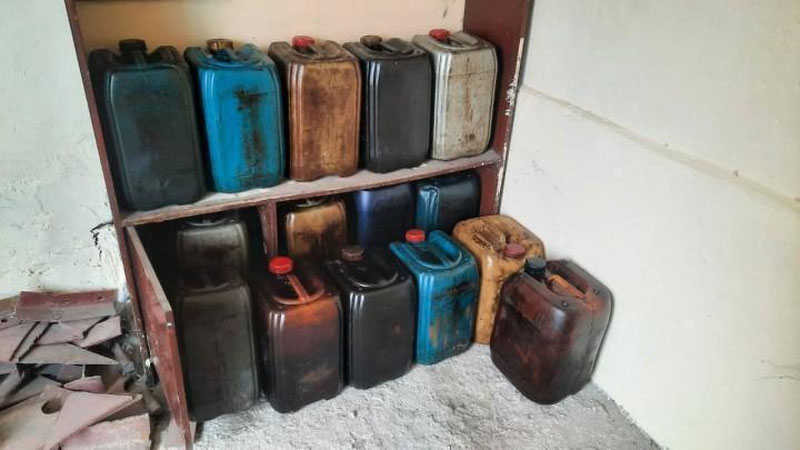 'Farg`onada o`z xonadonida noqonuniy dizel sotayotgan shaxs qo`lga tushdi'ning rasmi