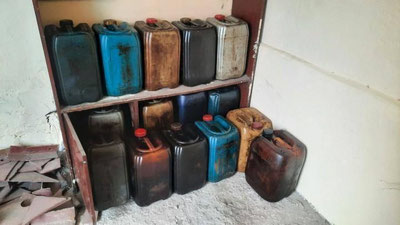 'Farg`onada o`z xonadonida noqonuniy dizel sotayotgan shaxs qo`lga tushdi'ning rasmi