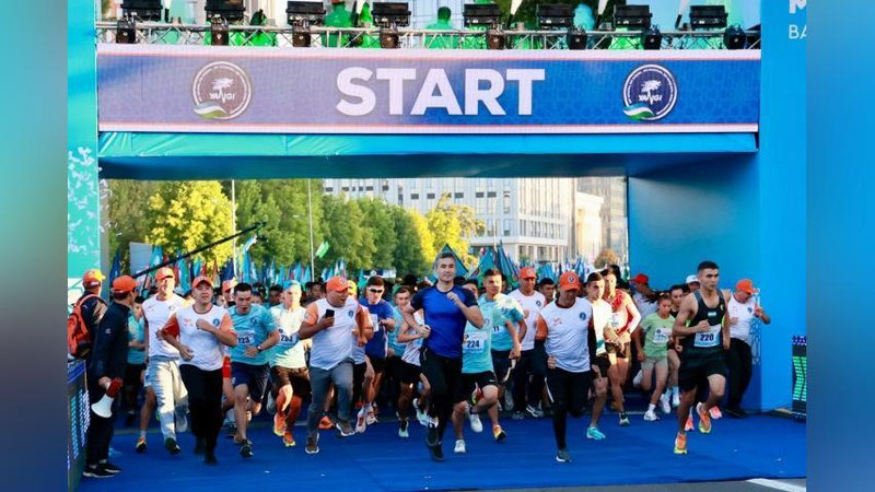 'O`zbekiston bo`ylab "Yangi Nafas" ommaviy yugurish musobaqasi bo`lib o`tdi (foto)'ning rasmi