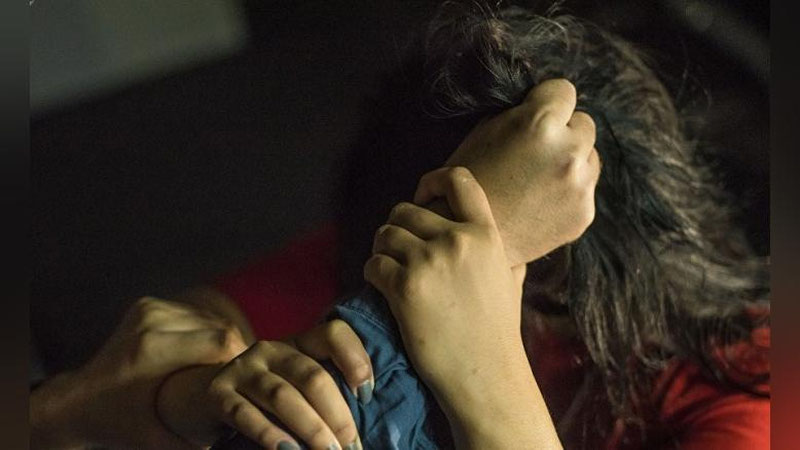 'Qashqadaryoda ayol erining birinchi xotini tomonidan samosud qilingani aytilmoqda (video)'ning rasmi