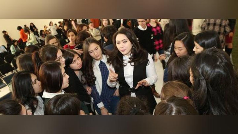 Изрображение 'КОМАНДА ДЕВУШЕК ПРЕДСТАВИТ УЗБЕКИСТАН НА ТЕХНО-КОНКУРСЕ'