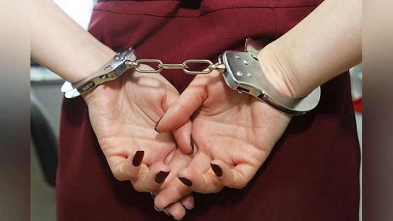 Изрображение 'В Ташкенте на посту ДПС задержали объявленную в розыск девушку'