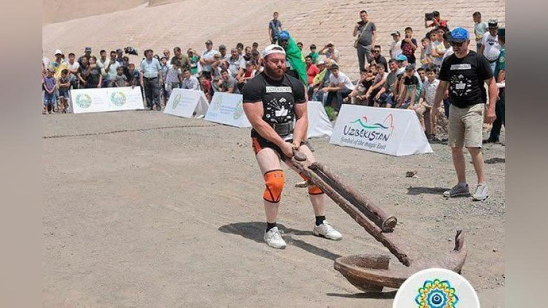 'Xivada Pahlavon Mahmud xotirasiga bag`ishlab xalqaro bahodirlar musobaqasi o`tkaziladi'ning rasmi