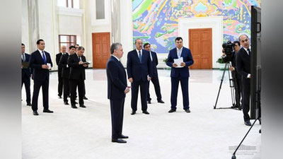 'Prezident Olimpiya shaharchasining qurilish loyihasi bilan tanishdi'ning rasmi