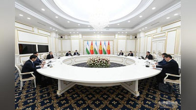 Изрображение 'Главы Узбекистана и Кыргызстана провели встречу в узком составе'