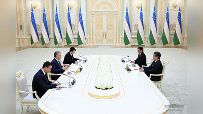 Изрображение 'Президент Узбекистана принял председателя Японского банка международного сотрудничества'